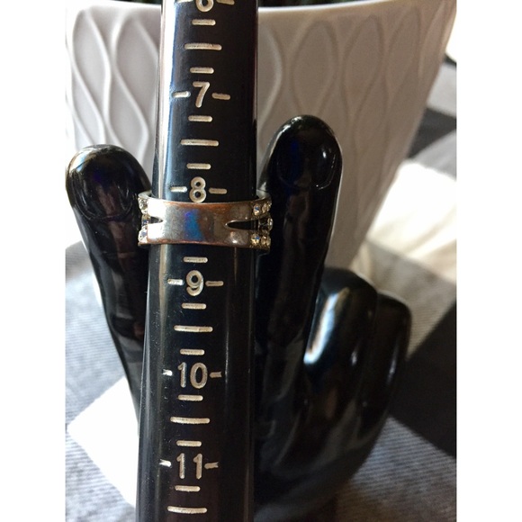 EXPRESS Ornate Sterling Silver Rhinestone Ring - Picture 5 of 6